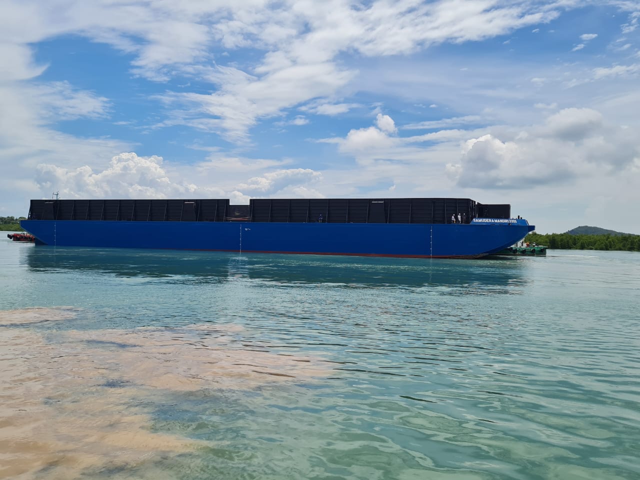 KSM tug boat